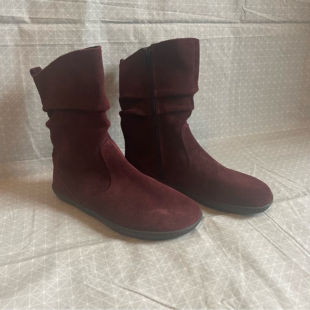 Groundies Odessa Boots In Burgundy Suede 6